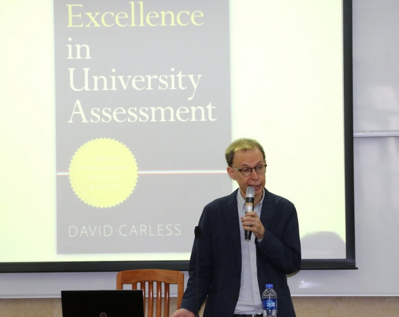 “云山讲座教授”香港大学David Carless教授讲授形成性课堂评估理念
