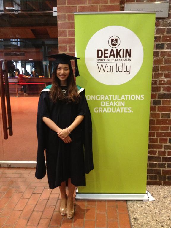 李全凌同学获得迪肯大学学位